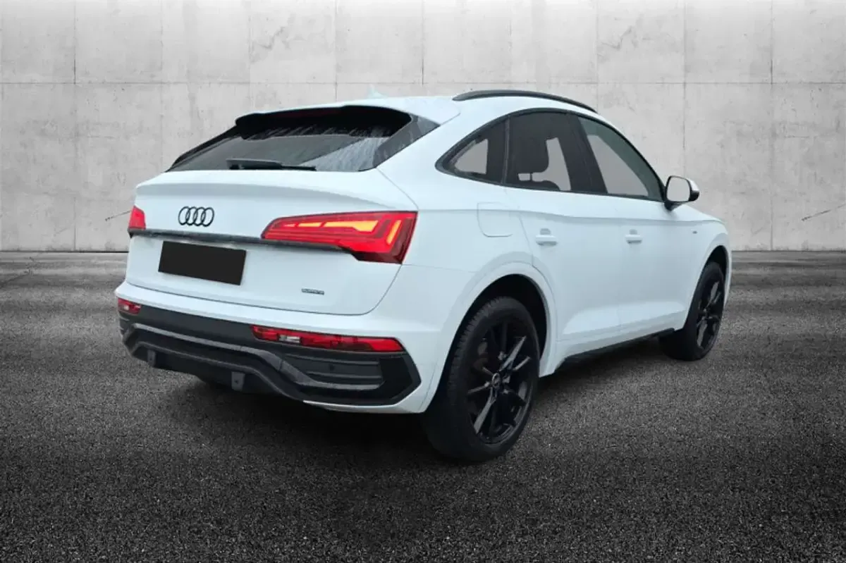 Usata Audi Q5 S-Line 299 CV (219 kW) 2022 Bianco SUV