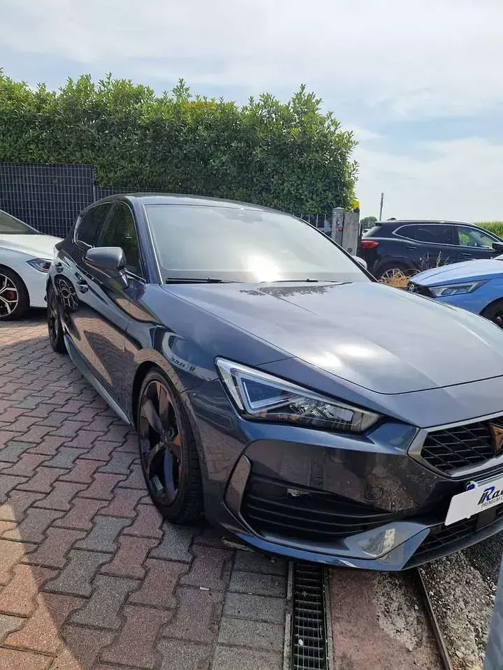 Usata Cupra Leon 150 CV (110 kW) 2023 Grigio Berlina