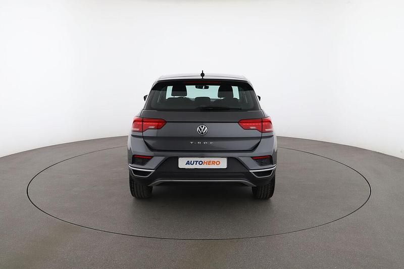Usata VW T-Roc Style 115 CV (84 kW) 2019 Grigio SUV