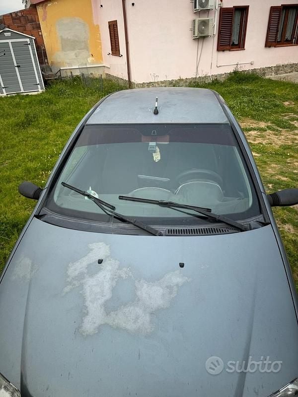 Usata Fiat Punto 2004 Grigio Utilitaria