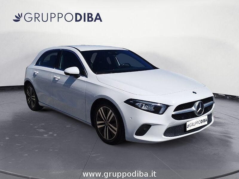Usata Mercedes A180 116 CV (85 kW) 2019 Bianco Berlina