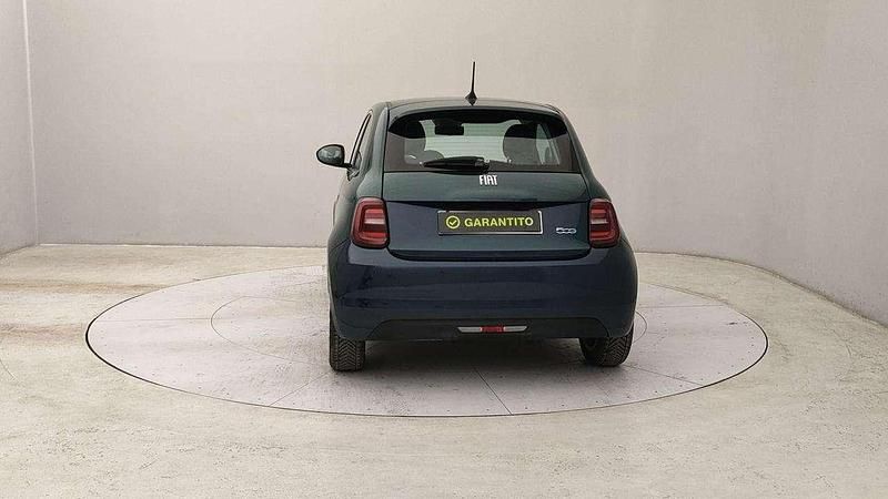 Usata Fiat 500e Icon 86 kW (118 CV) 2020 Verde Utilitaria