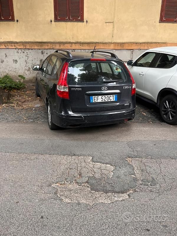 Usata Hyundai i30 122 CV (89 kW) 2010 Nero Station wagon