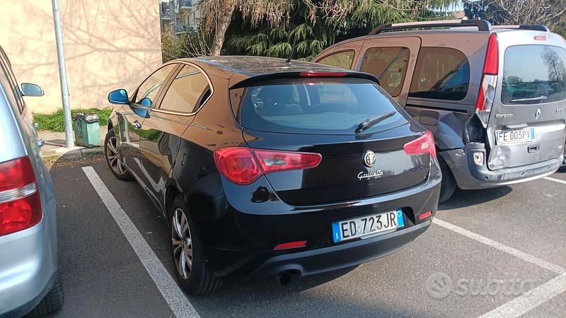 Usata Alfa Romeo Giulietta 105 CV (77 kW) 2010 Nero Utilitaria