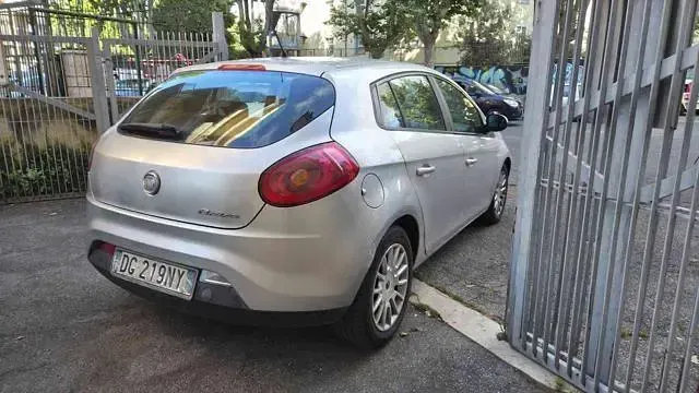 Usata Fiat Bravo Active 90 CV (66 kW) 2007 Argento Utilitaria