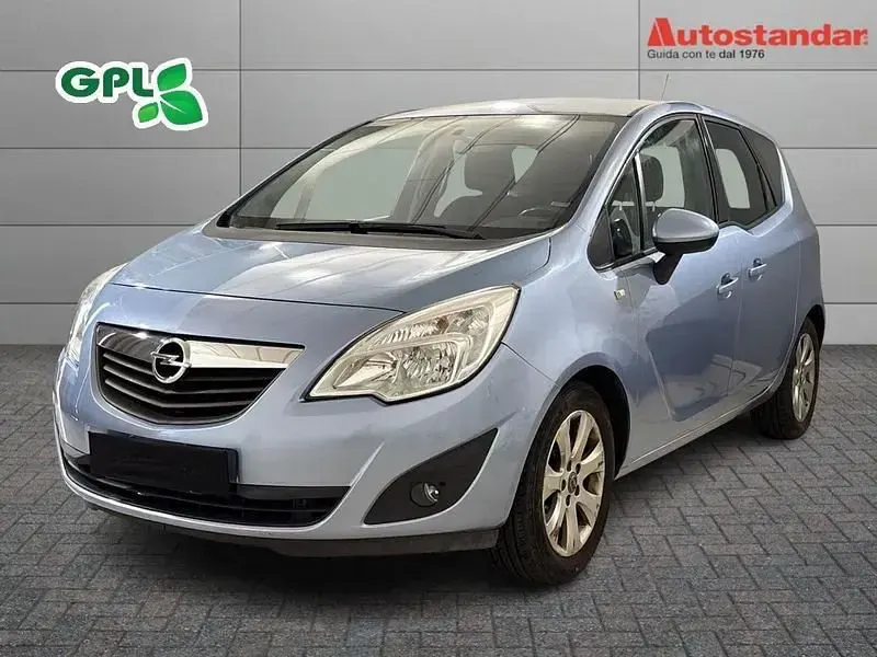 Usata Opel Meriva Cosmo 120 CV (88 kW) 2013 Monovolume