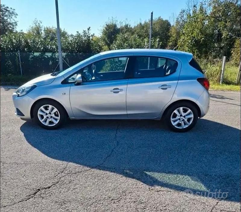 Usata Opel Corsa 75 CV (55 kW) 2014 Grigio Utilitaria