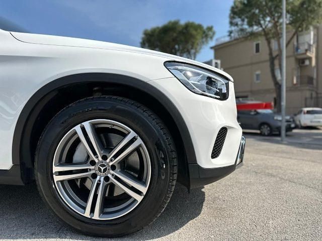 Usata Mercedes GLC220 Premium Plus 2020 Bianco Coupé