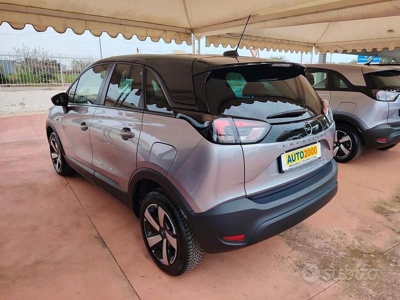 Usata Opel Crossland X Edition 120 CV (88 kW) 2021 Grigio SUV