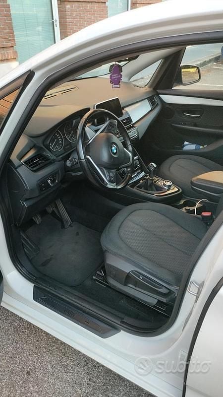 Usata BMW 218 136 CV (100 kW) 2017 Bianco Station wagon