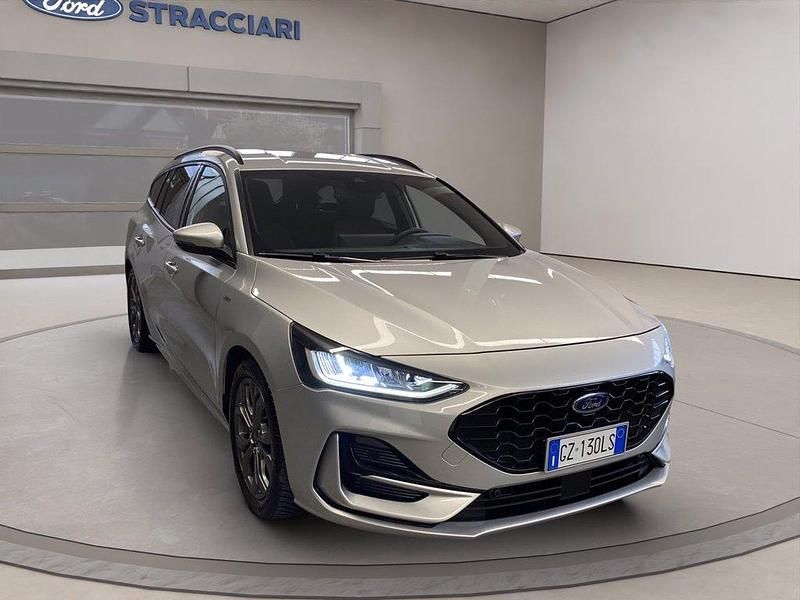 Usata Ford Focus ST-Line 116 CV (85 kW) 2025 Argento metallizzato Station wagon
