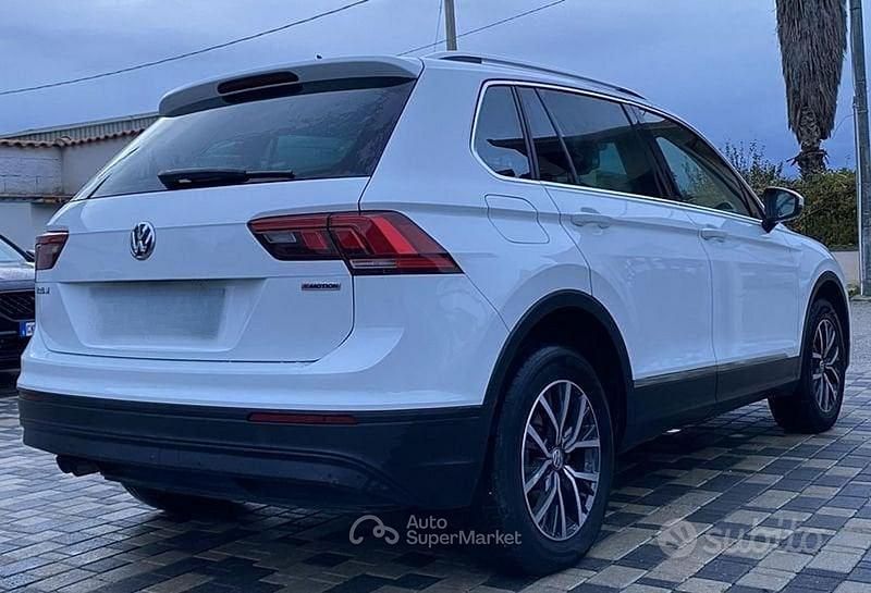 Usata VW Tiguan Business 150 CV (110 kW) 2020 Bianco SUV