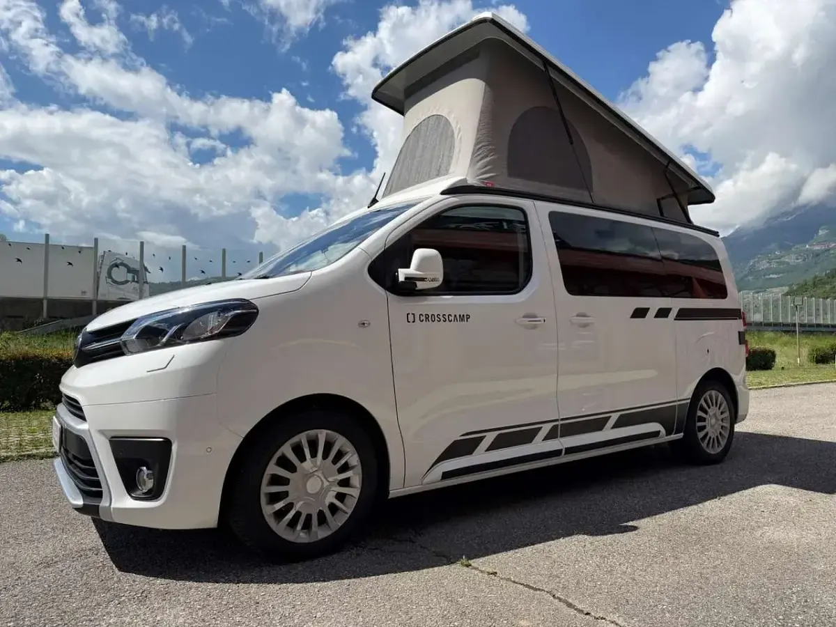 Usata Toyota Proace Verso Executive 120 CV (88 kW) 2021 Bianco Station wagon