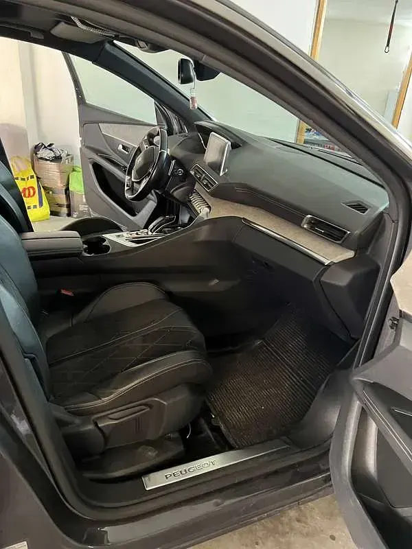 Usata Peugeot 3008 GT 181 CV (133 kW) 2019 Grigio SUV