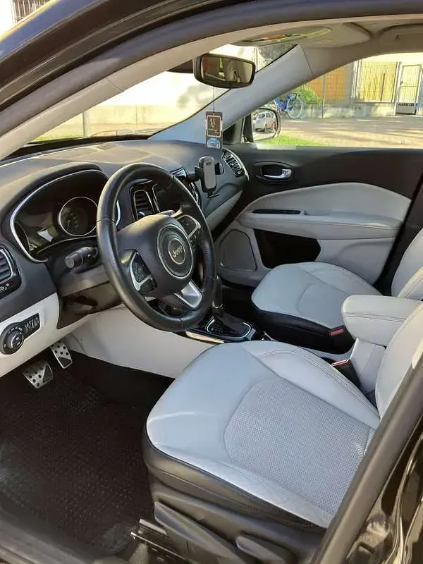 Usata Jeep Compass Limited 140 CV (102 kW) 2018 Nero SUV