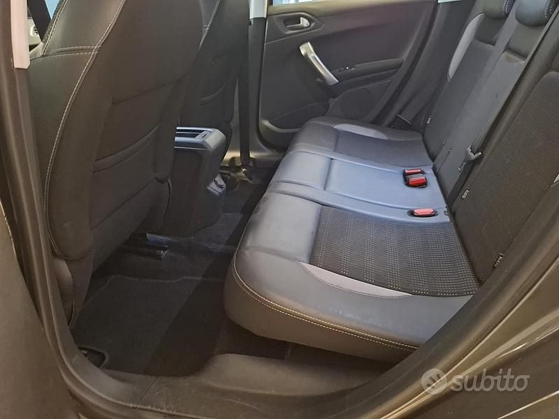 Gebraucht Peugeot 2008 S 110 PS (80 kW) 2019 Grau SUV