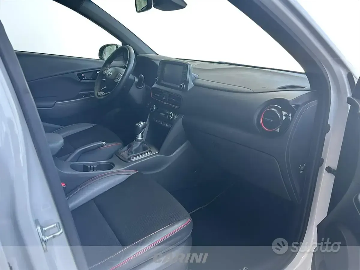 Usata Hyundai Kona Xpossible 116 CV (85 kW) 2019 Bianco SUV