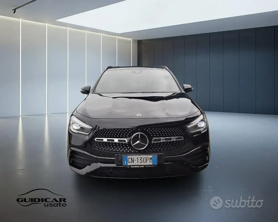 Usata Mercedes GLA200 Premium 150 CV (110 kW) 2023 Nero SUV
