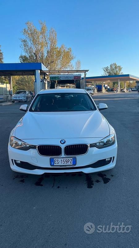 Usata BMW 318 116 CV (85 kW) 2013 Bianco Station wagon