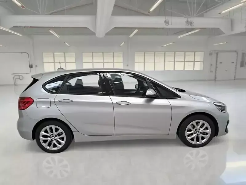 Usata BMW 225 Active Tourer iPerformance 135 CV (99 kW) 2021 Monovolume