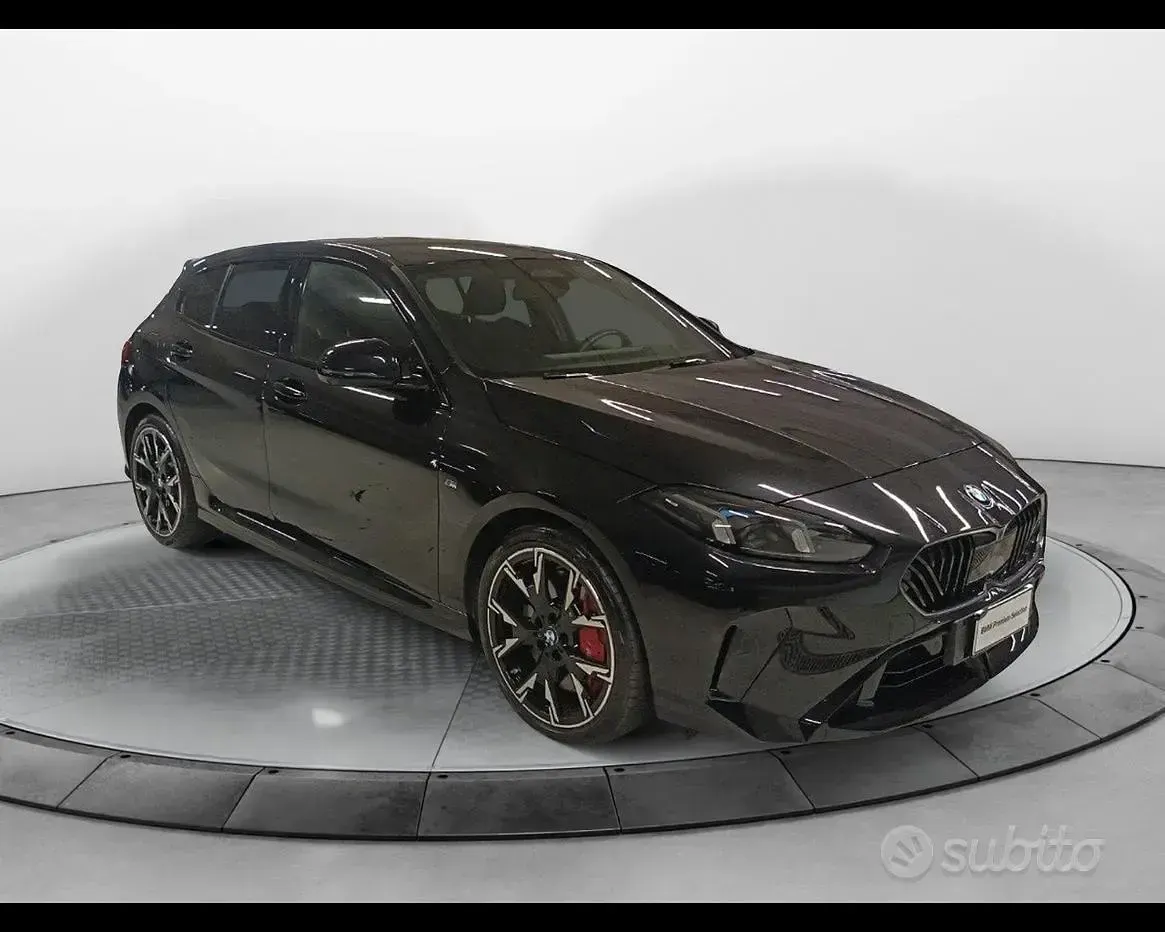 Usata BMW 118 M Sport 150 CV (110 kW) 2025 Nero Utilitaria