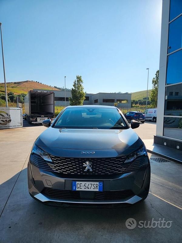 Usata Peugeot 3008 Active 131 CV (96 kW) 2021 Grigio SUV
