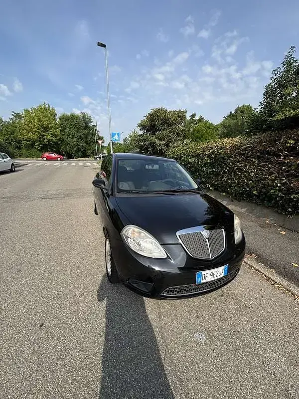 Usata Lancia Ypsilon 60 CV (44 kW) 2007 Utilitaria
