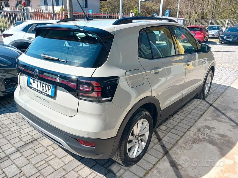 Usata VW T-Cross Style 110 CV (80 kW) 2023 Beige SUV