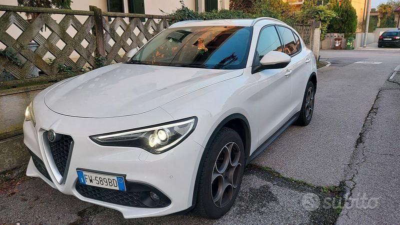 Usata Alfa Romeo Stelvio 180 CV (132 kW) 2019 Bianco SUV