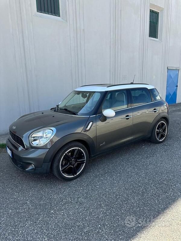 Usata 2014 Mini Countryman SUV | 11.000 € - Immagine 1/4