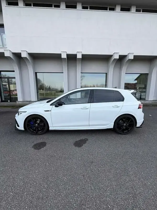 Usata VW Golf VIII R 320 CV (235 kW) 2021 Bianco