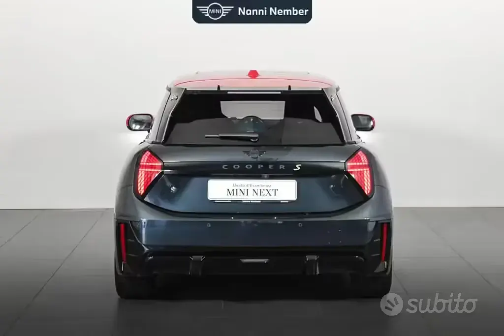 Usata Mini John Cooper Works 218 CV (160 kW) 2024 Grigio Utilitaria