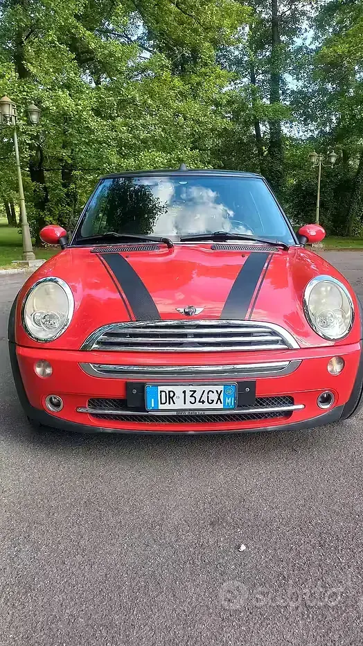 Usata Mini Cooper Cabriolet 116 CV (85 kW) 2008 Rosso Cabrio