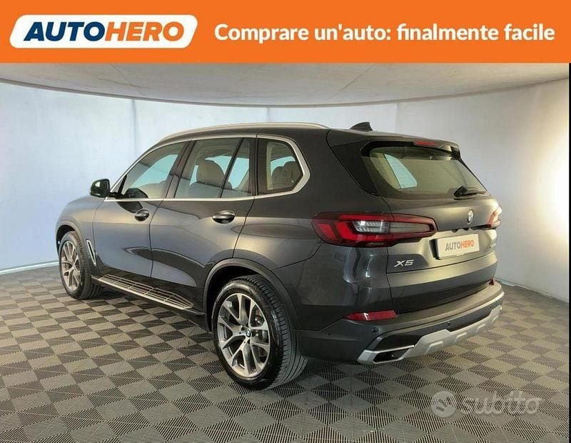 Usata BMW X5 xLine 286 CV (210 kW) 2021 Grigio SUV