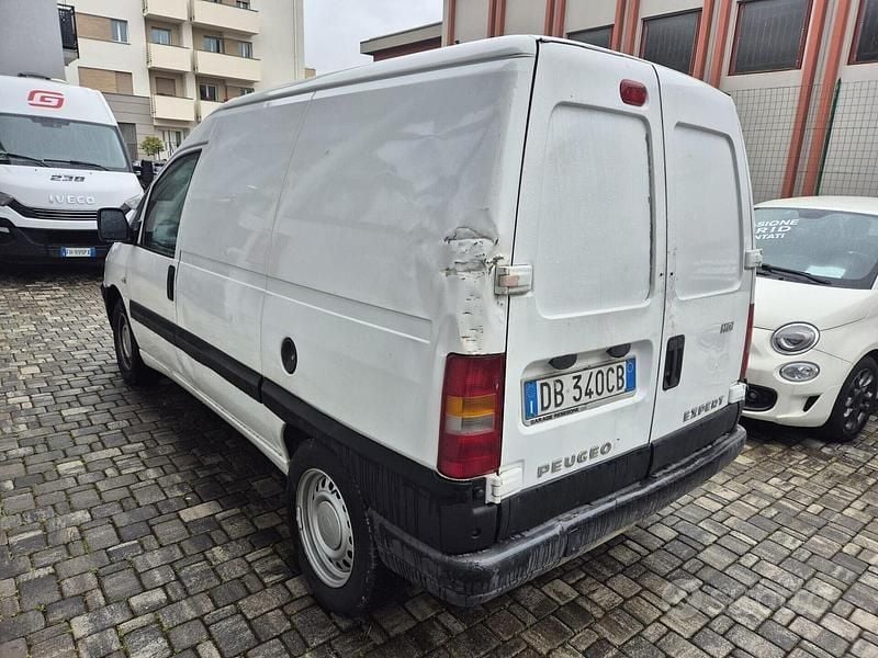 Usata Peugeot Expert 69 CV (50 kW) 2006 Bianco Furgone