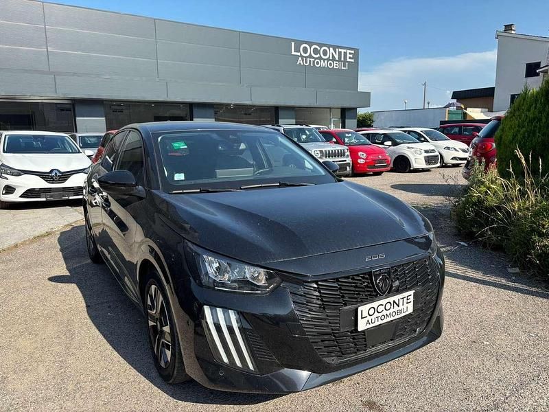 Usata Peugeot 208 Allure 101 CV (74 kW) 2024 Nero Utilitaria