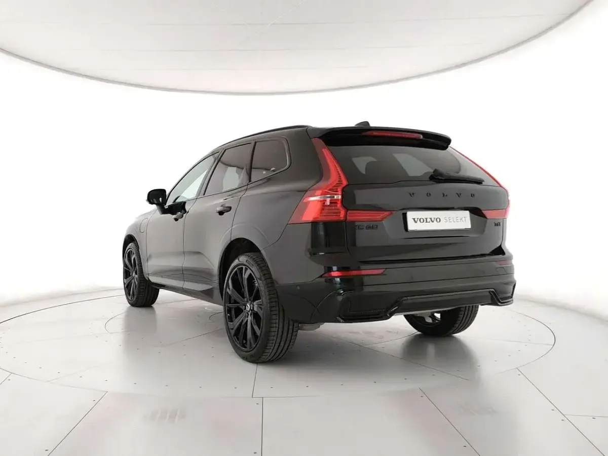Usata Volvo XC60 Ultra 253 CV (186 kW) 2024 Nero SUV