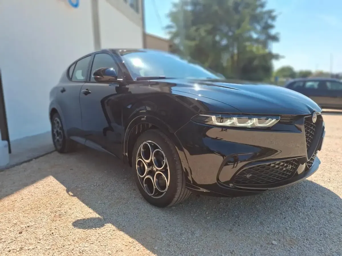 Nuova Alfa Romeo Tonale Sprint 160 CV (117 kW) 2026 Nero SUV