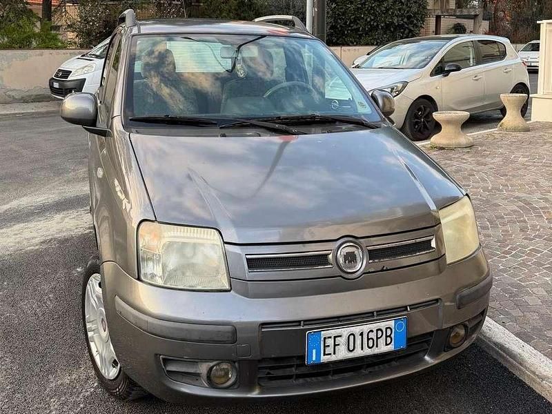 Usata Fiat Panda Dynamic 60 CV (44 kW) 2010 Grigio Utilitaria