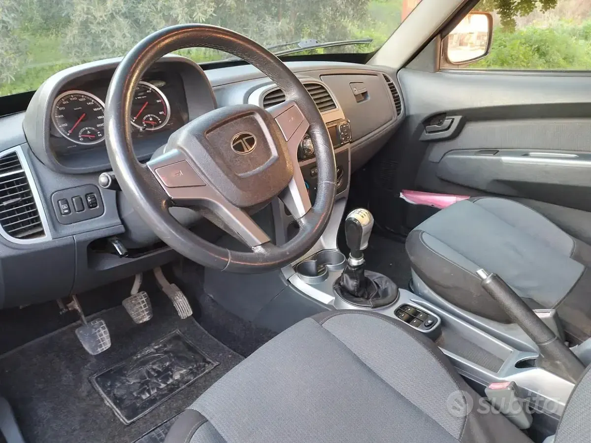 Usata Tata Xenon 150 CV (110 kW) 2011 Nero Pick-up