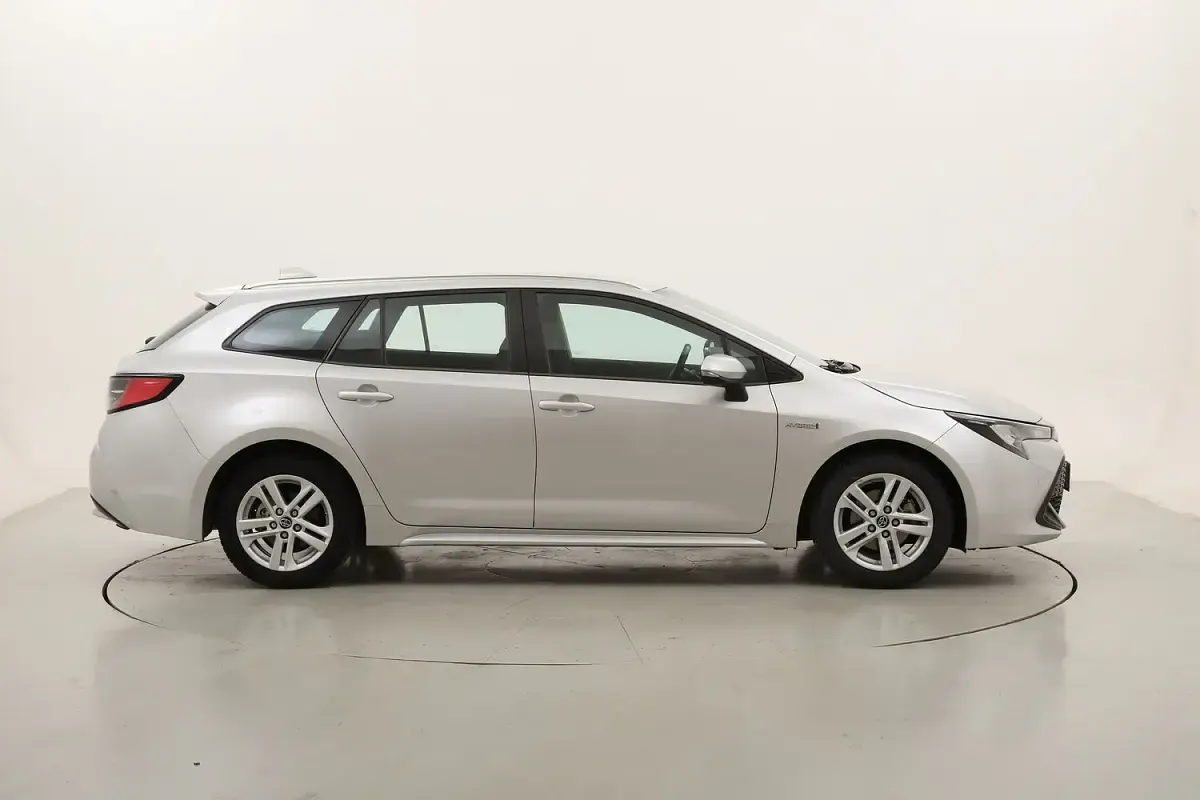 Usata Toyota Corolla Business Edition 122 CV (89 kW) 2020 Station wagon