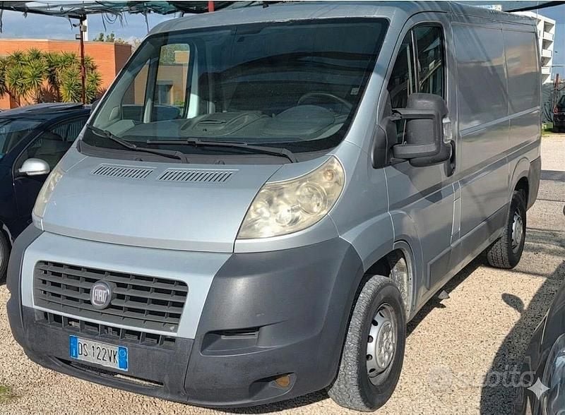 Usata Fiat Ducato 120 CV (88 kW) 2008 Grigio Furgone