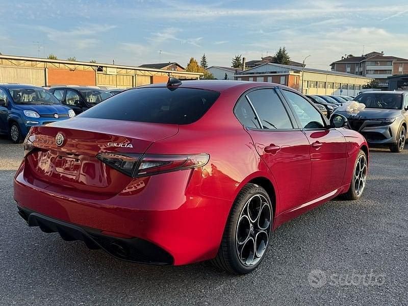 Nuova Alfa Romeo Giulia Veloce 280 CV (205 kW) 2025 Rosso Berlina