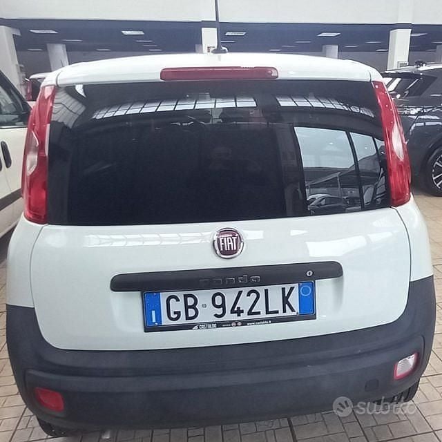 Usata Fiat Panda 4x4 Pop 84 CV (61 kW) 2020 Bianco Utilitaria