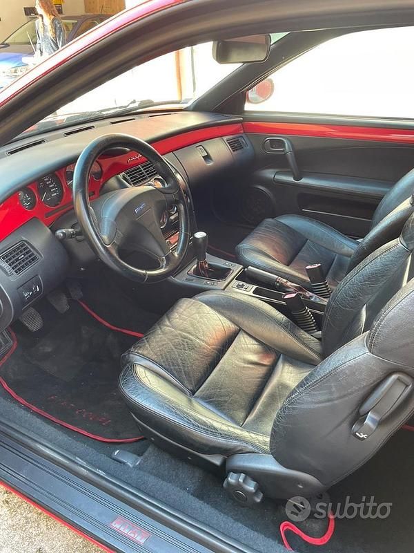 Usata Fiat Coupé 131 CV (96 kW) 1999 Rosso Coupé