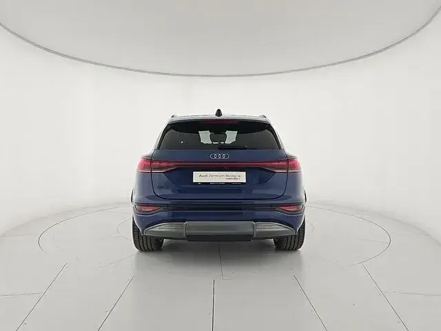 Usata Audi Q6 e-tron S-Line 284 kW (387 CV) 2025 Blu ascari metallizzato SUV