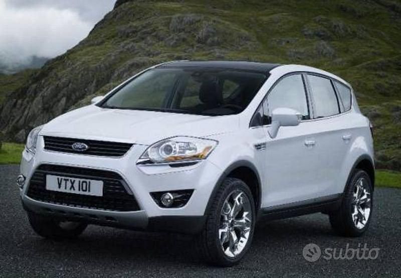 Usata Ford Kuga 140 CV (102 kW) 2010 Nero SUV