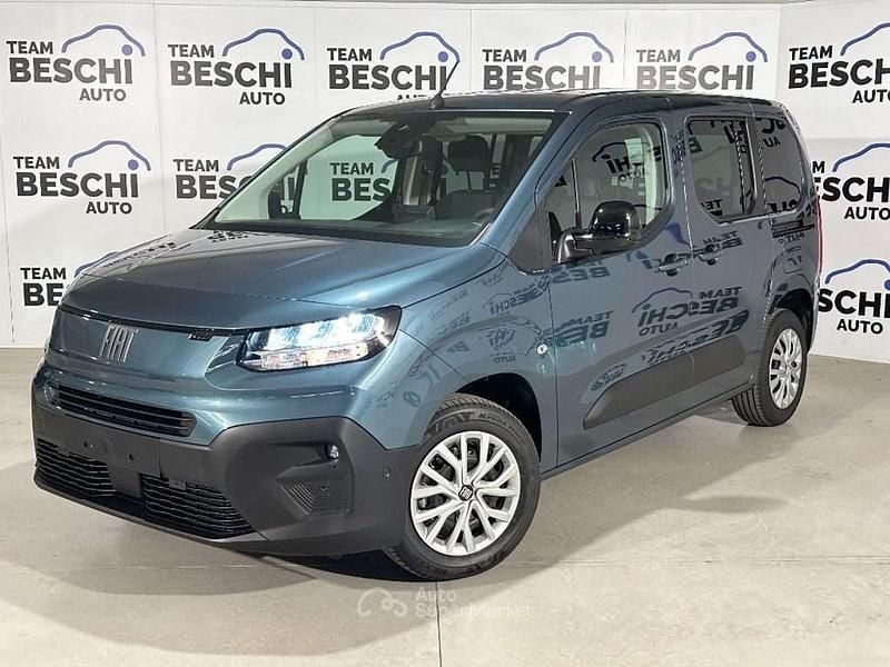 Nuova Fiat Doblò 101 CV (74 kW) 2026 Blu Monovolume