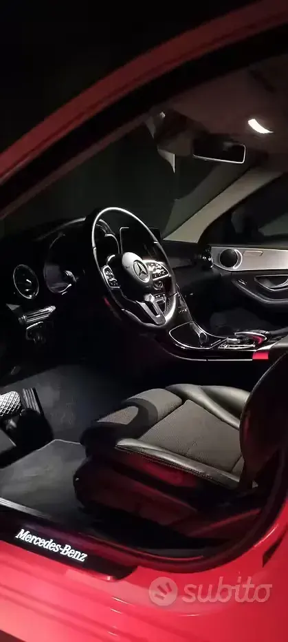 Usata Mercedes C220 AMG 194 CV (142 kW) 2019 Bianco Berlina