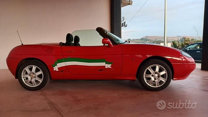Usata Fiat Barchetta 131 CV (96 kW) 1996 Rosso Cabrio